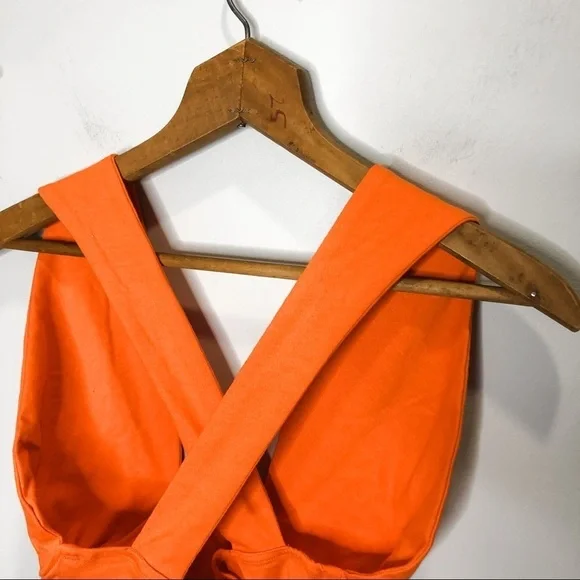 🦋🌙 SHEIN | Orange Criss Cross Strap Crop Top - Picture 8 of 10